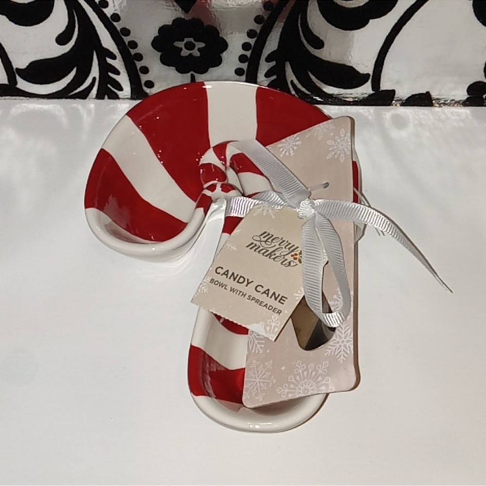 Red and White Candy Cane Bowl with Spreader NWT